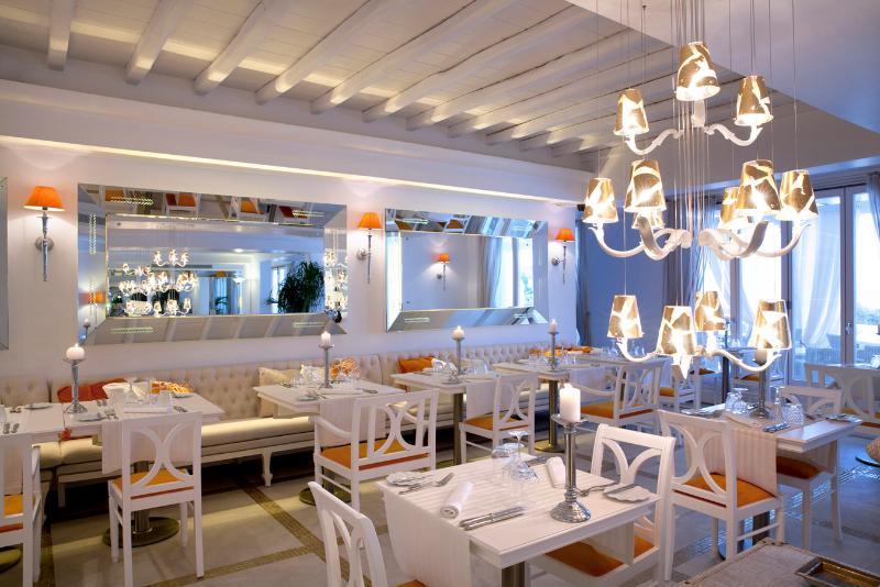 La Mykonos